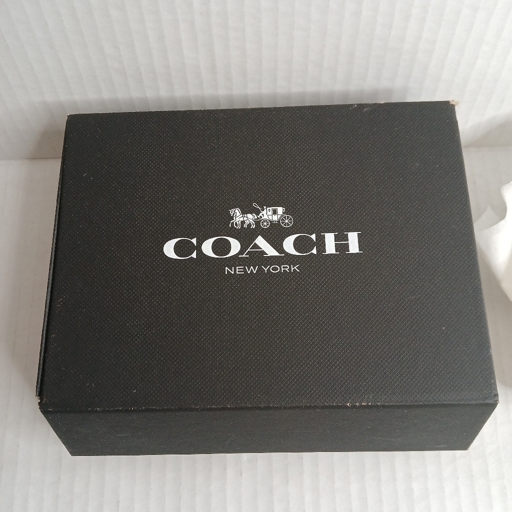 Coach Small Gift Box 2018 Magnetic Closure 5" x 7" Storage Container - Picture 9 of 13